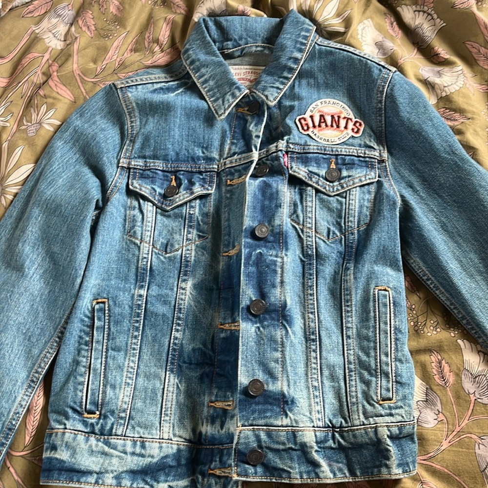 Levi’s Giant jean jacket
